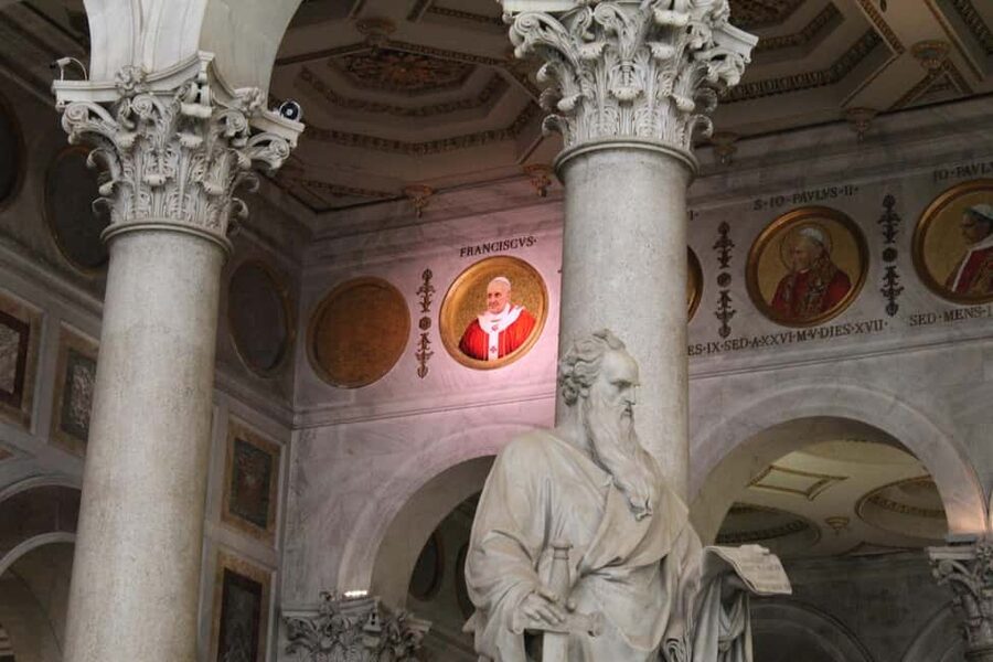 Rome: Private 3-Hour Tour by Chauffeur-Driven Vehicle - Key points at a glance