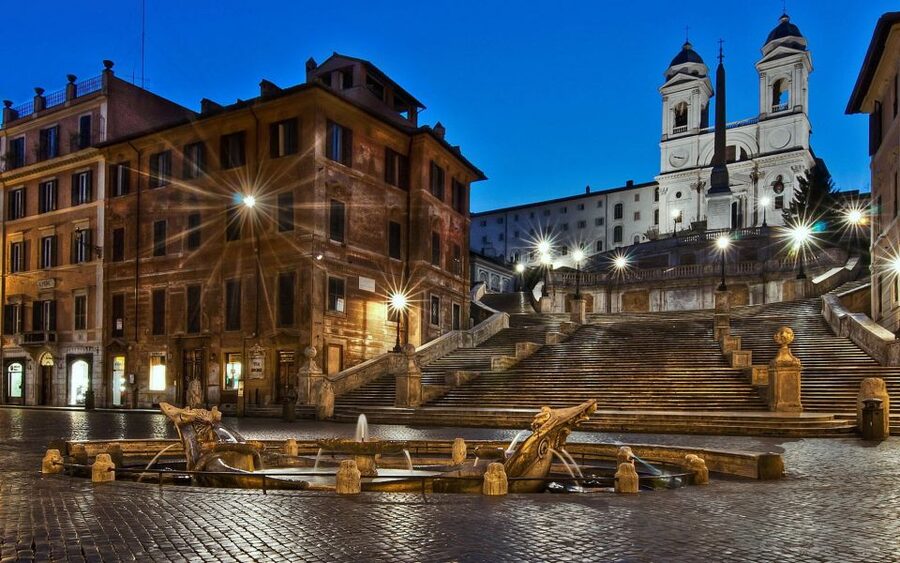 Rome: Private Night Tour by Chauffeur-Driven Vehicle - Trevi Fountain: a quick look at Rome’s famous water show