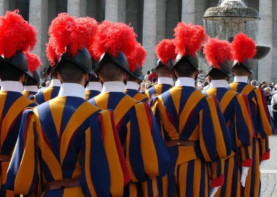 Rome: Private Night Tour by Chauffeur-Driven Vehicle - What the English-speaking chauffeur adds