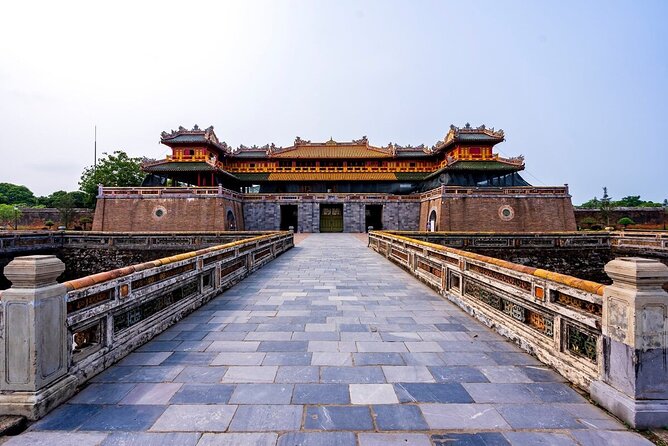Round Trip: Da Nang/Hoi An – Hue with English-Speaking Driver - Setting out from Da Nang or Hoi An