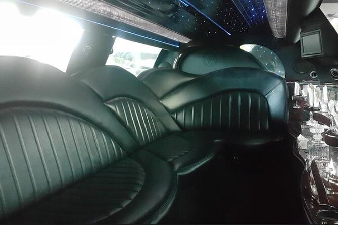 Round Trip Nassau Airport ARRIVAL (NASSAU LIMOUSINE) - Driver service can make or break the ride