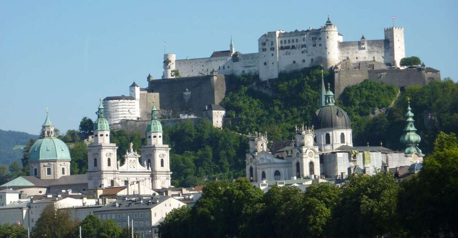 Salzburg “Sound of Music” Private Driver-Guided Tour - Starting at Mirabellplatz in central Salzburg