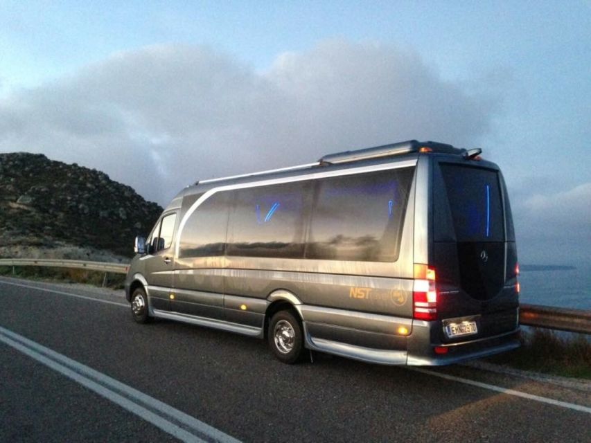Santorini: Private 4-Hour Chauffeur Service - Pickup from a hotel, port, or airport