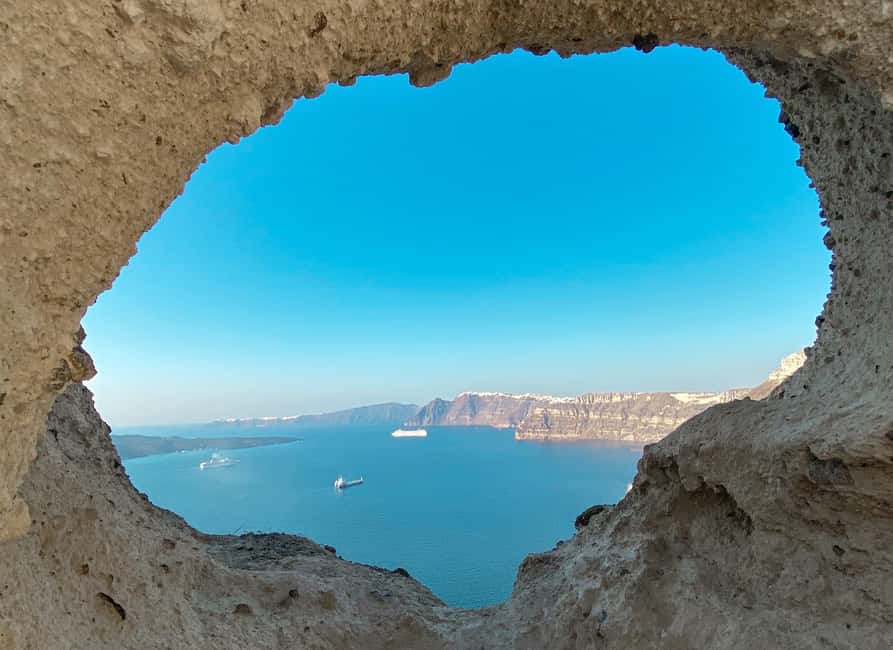 Santorini: Private Car & Driver at Your Disposal - Wine tasting and a Greek lunch