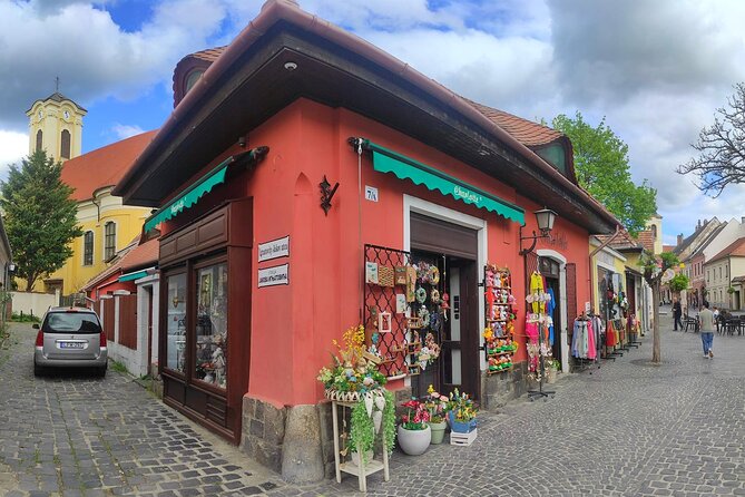 Scenic Danube River bend hills & the Art Town: Private Car Tour - Szentendre: cobblestones, galleries, and coffee breaks