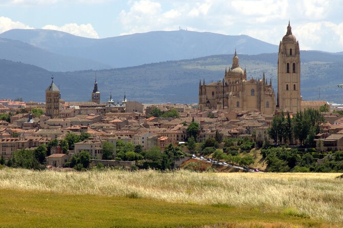 Segovia private tour from Madrid by private car - The Jewish quarter and Corpus Christi Church