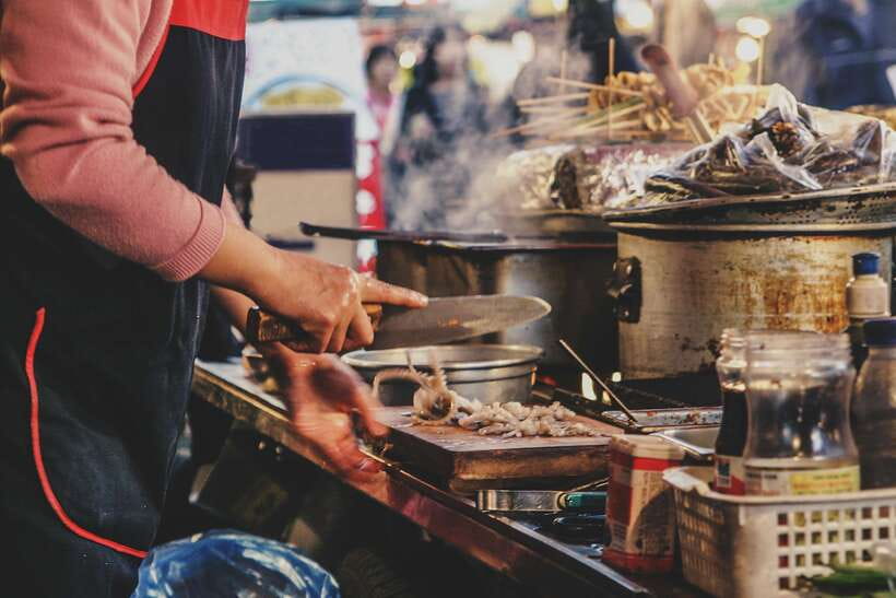 Seoul: Private Car Tour with Licensed Professional Guide - Why a private car helps in Seoul