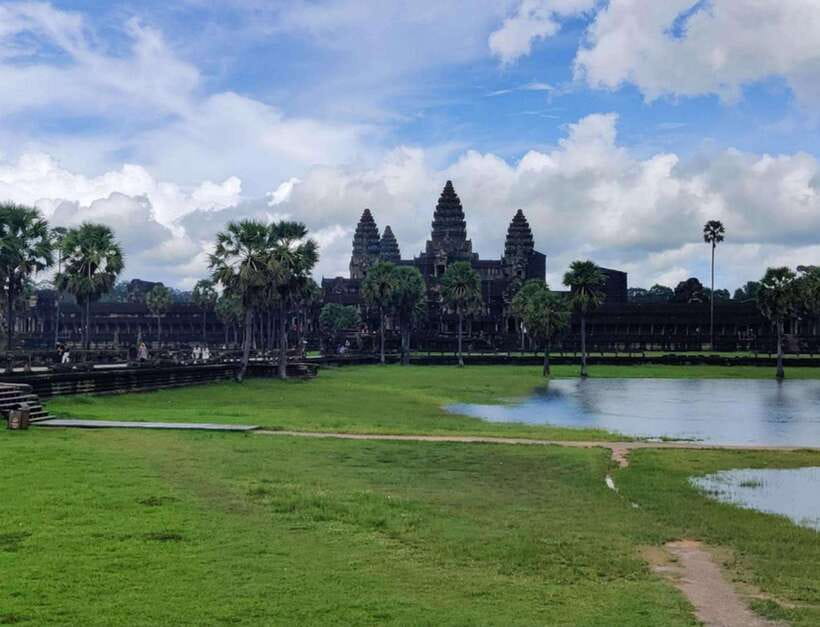 Siem Reap Private Car Charter with English Speaking Driver - Who will get the most from this charter