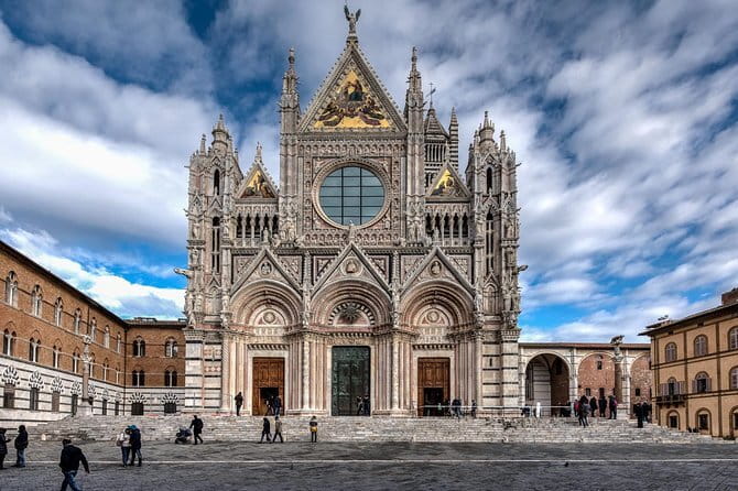 Siena and Chianti Wineries Excursion by Private Luxury Van from Florence - Siena first, then the Chianti hills