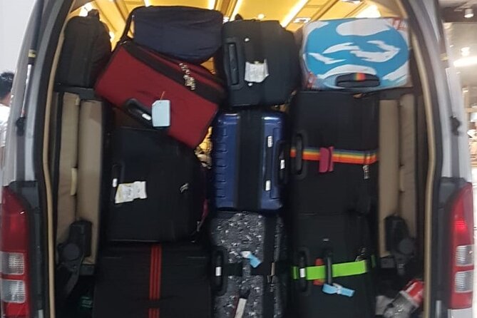 Singapore Arrival Ground Transfer in Limo-Bus - The 60-minute rule needs careful attention