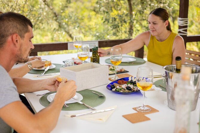 Split to Dubrovnik luxury transfer with 5course LUNCH INCLUDED - Why the Lunch Setting Matters
