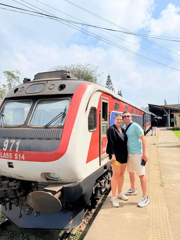 Sri Lanka Car Rental with Driver - 3 Days Minimum, 180km/Day - Comfort and communication on the road