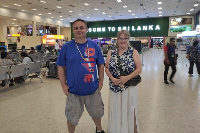 Sri Lanka Driver's and Guide with Luxury Cars - A private Sri Lankan route with room to adjust