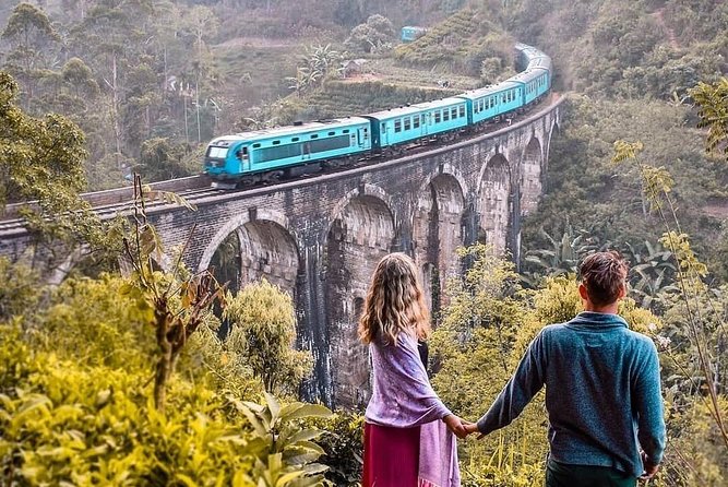 sri lanka Holiday Round tour 13-Days with driver, vehicle and H/B accommodations - Why a private road tour works well in Sri Lanka