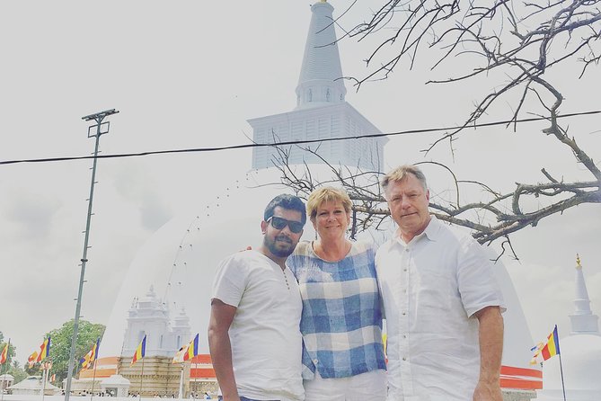 sri lanka Holiday Round tour 13-Days with driver, vehicle and H/B accommodations - Colombo gives the trip a busy finish