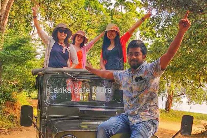 sri lanka Holiday Round tour 13-Days with driver, vehicle and H/B accommodations - Kandy brings together temples and ceremony