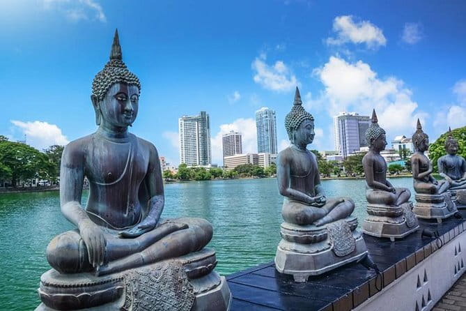 Sri Lanka Private car charter with driver and fuel. - What the drivers add to the trip