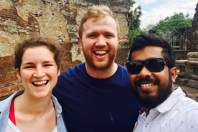 Sri Lanka sightseeing tours 11 Days with driver, vehicle and H/B accommodations - Galle Old Town and the southern finish