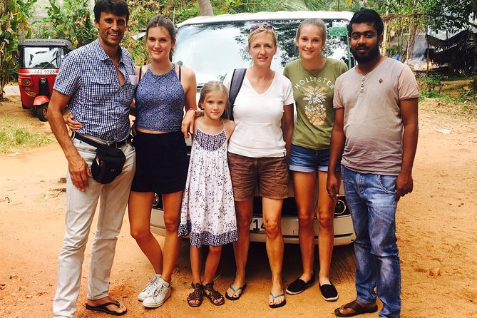 Sri Lanka tour itinerary . 6N/7D with driver, vehicle and H/B accommodations - Day 5: The scenic train toward Ella