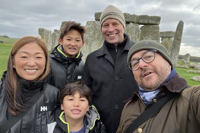Stonehenge and Bath Private car with Chauffeur and Guide - Key points at a glance