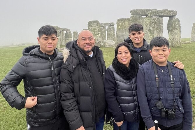 Stonehenge and Bath Private car with Chauffeur and Guide - Who should book this experience?