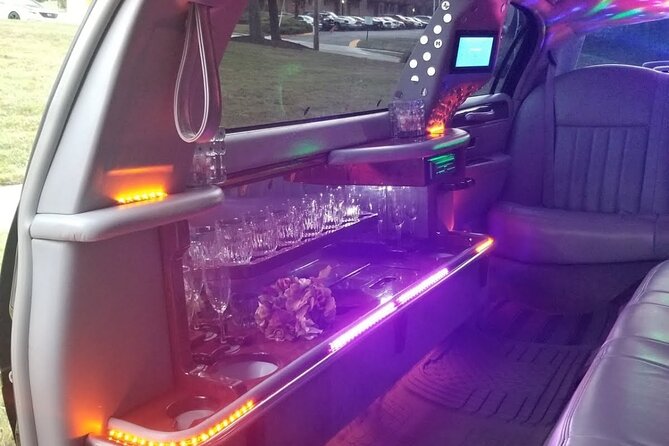 Stretch Limo Private Day & Night Custom Tours of Washington DC - The National Mall, Washington Monument, and World War II Memorial
