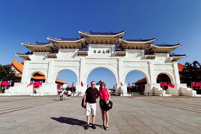 Taipei: Private Car Charter Tour - Longshan Temple, Taipei’s best first stop