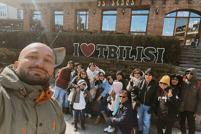 Tbilisi old town & soviet heritage - Private driver-guided Tour - Dry Bridge Market and the pleasure of old things