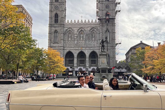The 1-Hour Convertible Cadillac Old-Montréal History Tour SHARED - Reaching the Old Port