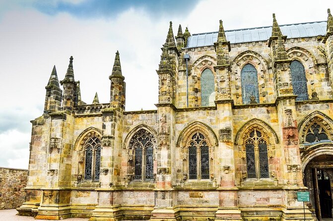 The Scottish Borders Full-Day Private Tour in a Luxury Minivan with Local Guide - Key points to know before booking