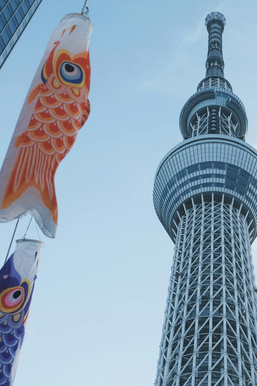 Tokyo: Private Customizable Day Tour with Chauffeur - Sampling seafood at Tsukiji Outer Market