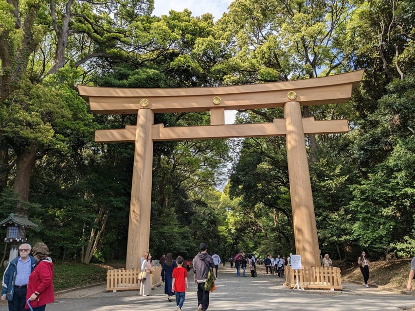 Tokyo: Private Sightseeing Tour by Car with Local Guide - Tokyo Skytree and the cost of going up