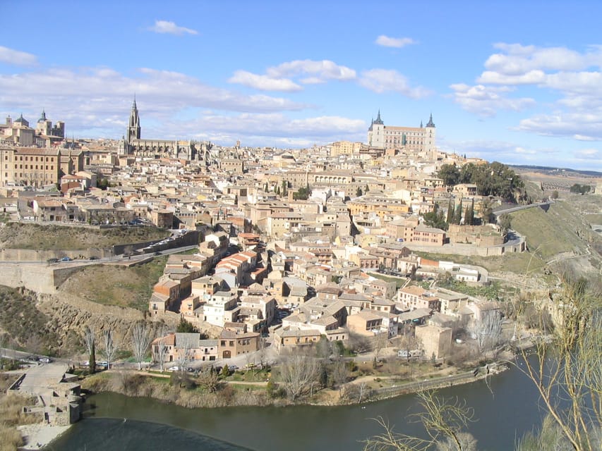 Toledo 5-Hour Tour in Private Car from Madrid - Medieval streets, palaces, and convents