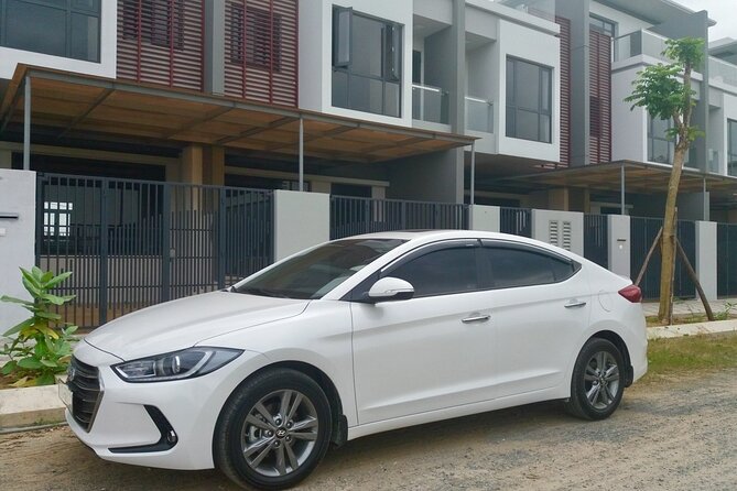 (TOP) Private car: Hanoi/Noi Bai Airport (HAN) from/to SaPa - The driver makes the biggest difference