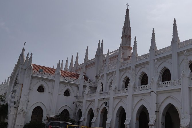 Total Chennai city tour in Private car with guide & lunch by Wonder tours - Kapaleeshwarar Temple in old Mylapore