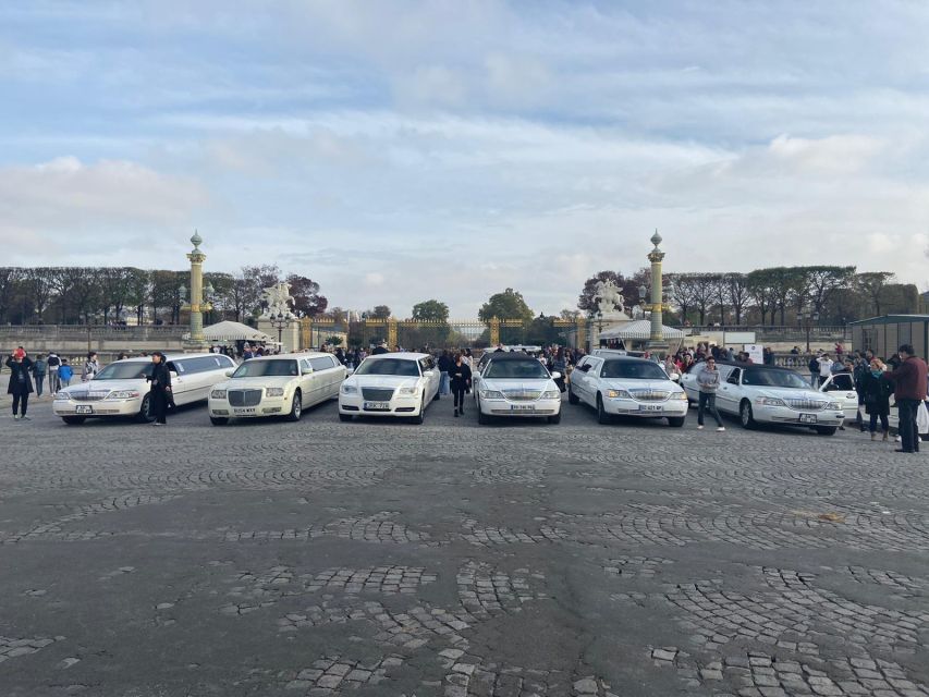Tour of Paris by limousine by day or night. - Daytime or nighttime: choosing the better hour