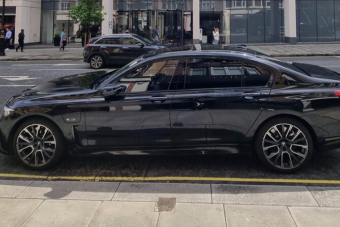 Transfer from Heathrow Airport to London hotel on private car - Who gets the best value at $122.19