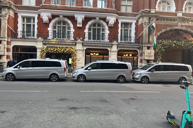 Transfer from Heathrow Airport to London hotel on private car - A good match for first-time London arrivals