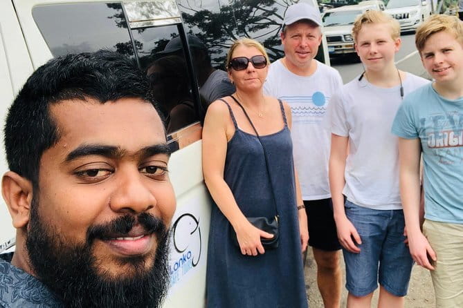 trip sri lanka (10 Days , 9 Nights) with driver, vehicle and H/B accommodations - A broad Sri Lanka route with very little wasted geography