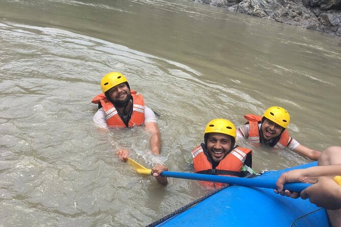 Trishuli River Rafting Day Trip From Kathmandu by Private Car - Lunch beside the river around 2 pm