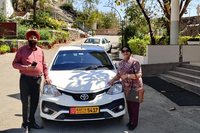 Udaipur Full Day Sightseeing Tour by Private Car - Classic cars and the Crystal Gallery