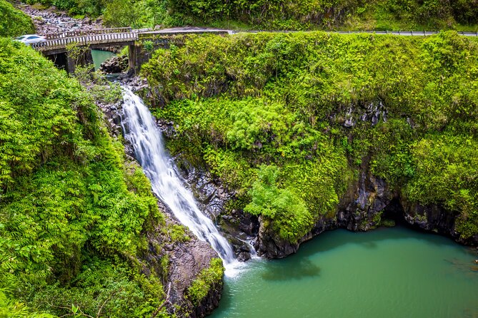 VIP Private Road to Hana Tour in Cadillac Escalade with Pickup - Starting in Paia and heading east