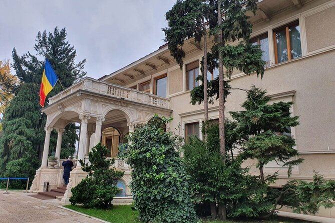 Visit Bucharest in just 2 hours with a Private Driver / Private Guide - Central Bucharest: palaces, churches, cafés, and old power