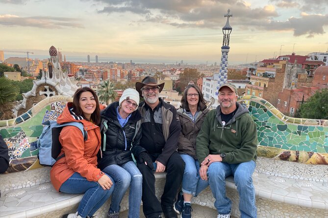 Welcome Private Chauffeured Tour with Licensed Guide - La Rambla and La Boqueria in twenty minutes