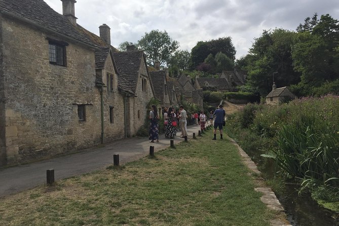 Whisky and Gin Private Tour in the Cotswolds with Driver Guide - Lunch in Shipston-on-Stour