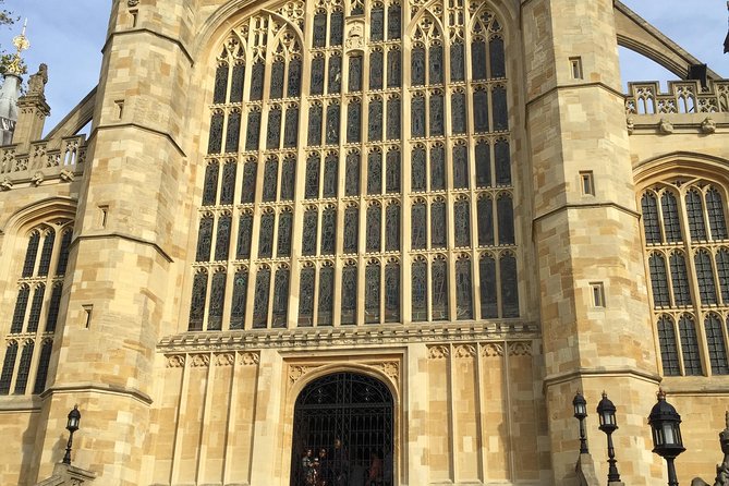 Windsor Castle and Eton College Private Car with Driver Guide - Eton College gives the outing a second layer