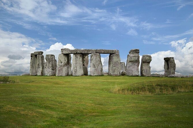 Windsor Castle and Stonehenge Private Car with Driver Guide - Key points to know before booking