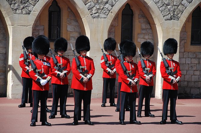 Windsor Castle and Stonehenge PRIVATE TOUR Luxury Sedan - Is the $1,178.88 Price Good Value?