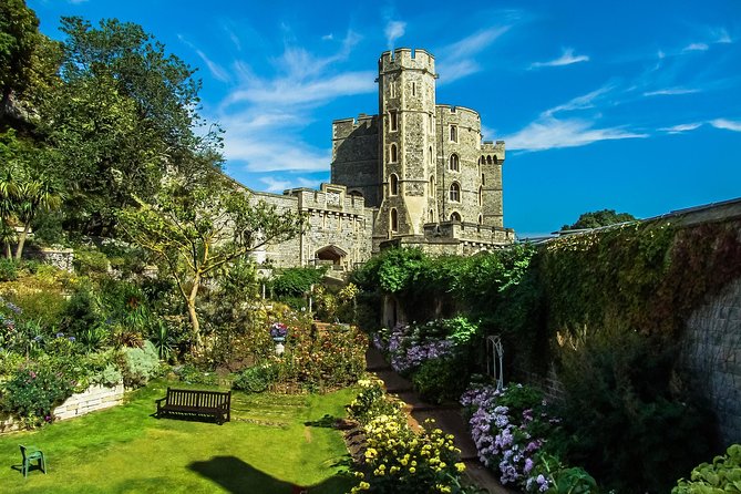 Windsor Castle Independent Visit With Private Driver Up To 3 People - Reaching Windsor Castle without a rushed group schedule